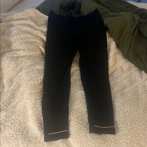 Lunya Black Leggings with Form-Fitting Design